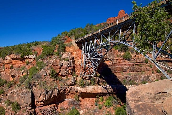 Oak Creek Canyon Pavement Jeep Tour in Sedona - Photo 1 of 6